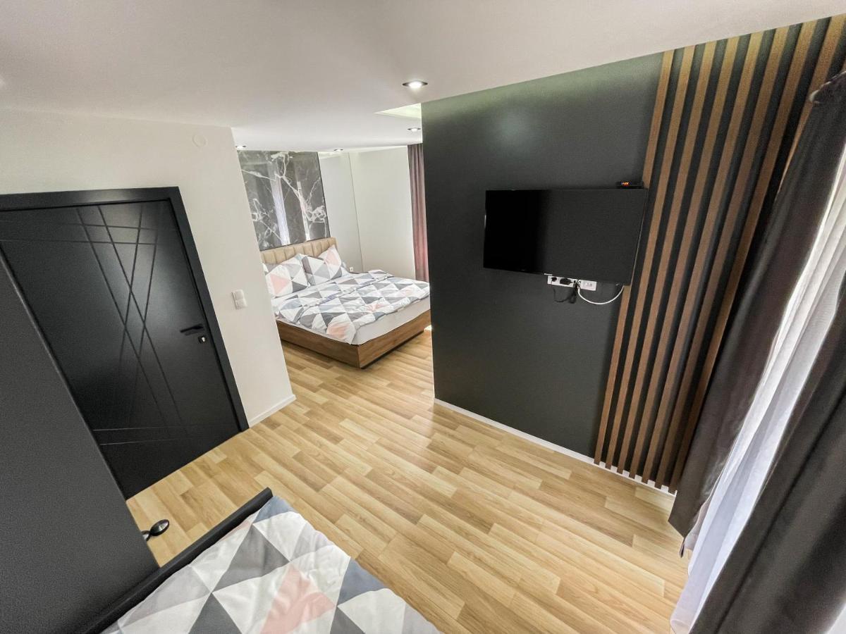 Apartmani Mila Laktaši Eksteriør billede