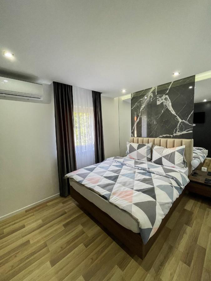 Apartmani Mila Laktaši Eksteriør billede