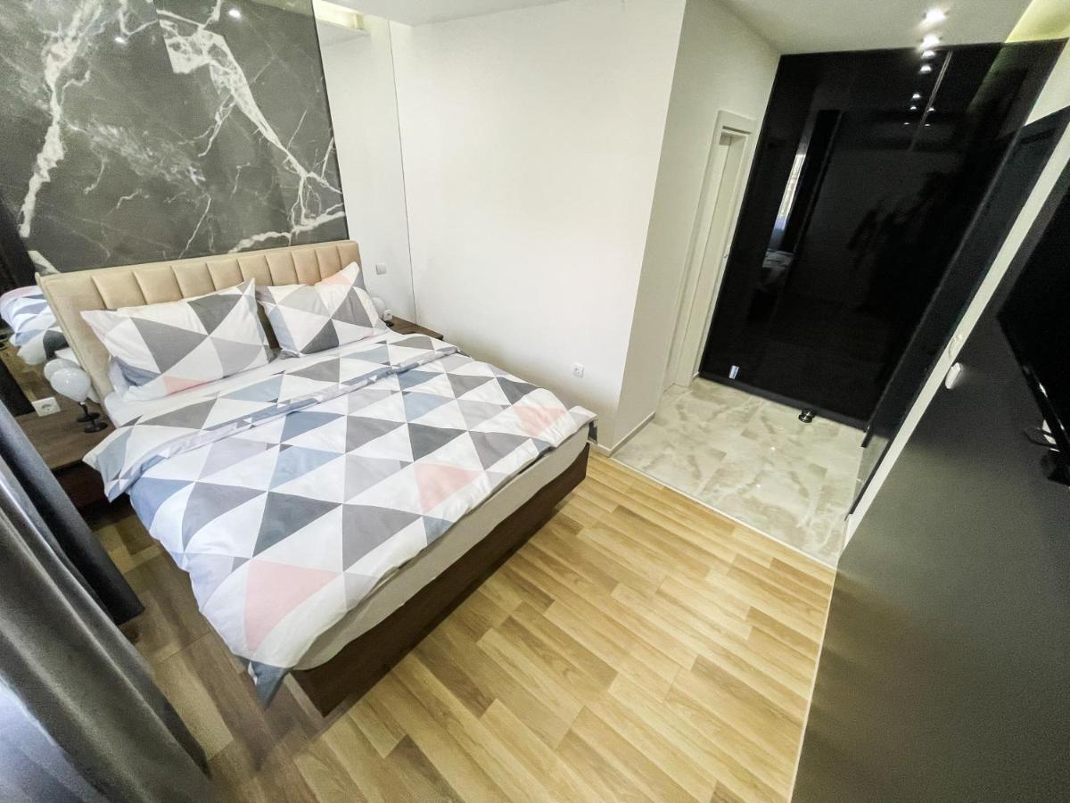 Apartmani Mila Laktaši Eksteriør billede