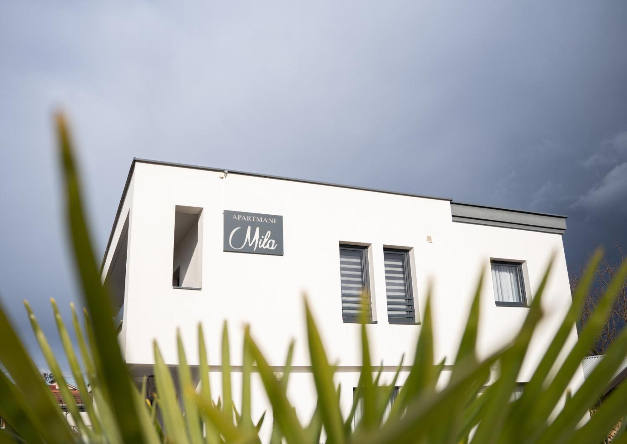 Apartmani Mila Laktaši Eksteriør billede