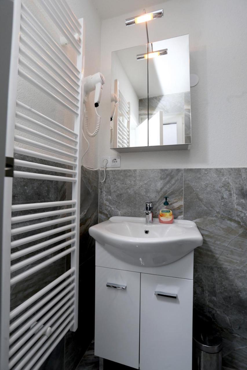 Apartmani Mila Laktaši Eksteriør billede